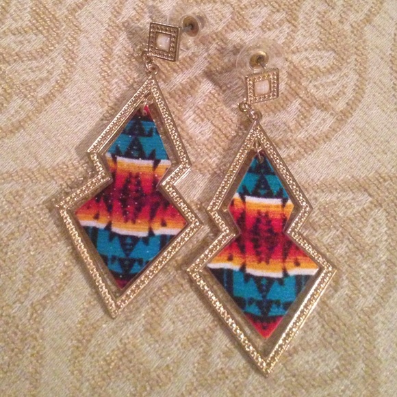 Earrings - Picture 1 of 1