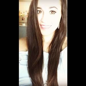 Meet your Posher, Caraline