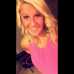 Meet your Posher, Lexy