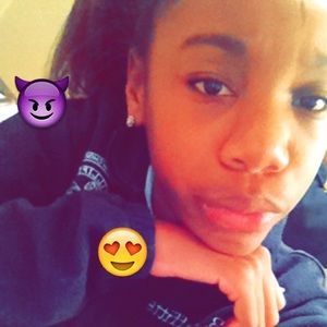 Meet your Posher, Brianna