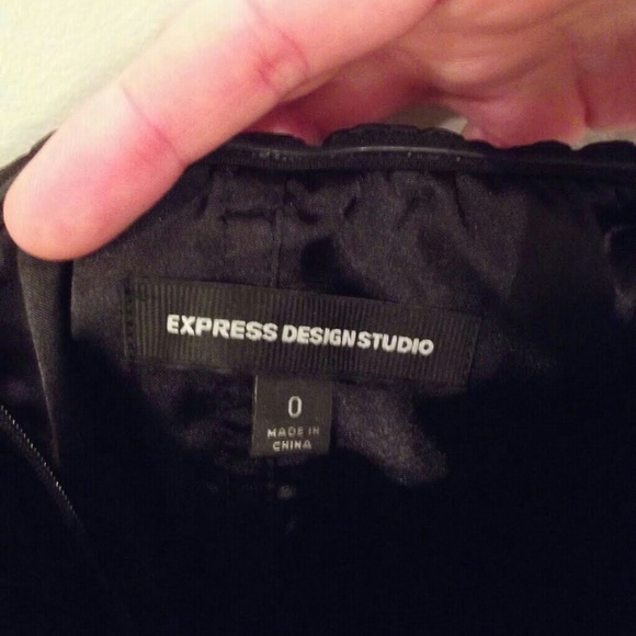 Express Print Dress - Picture 3 of 3