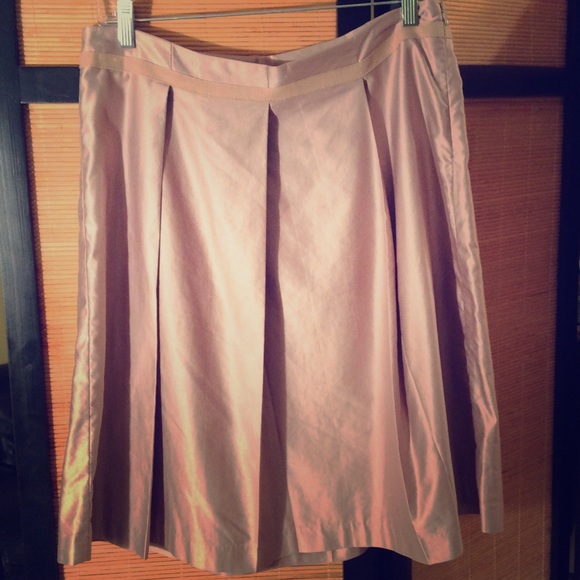 Tan pleated skirt