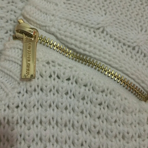 Ivory Michael Kors Sweater - Picture 3 of 3