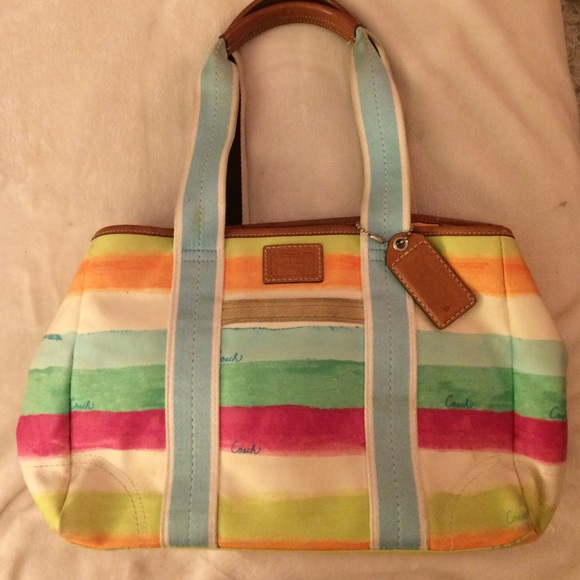 Coach Bag💜💛💚💙