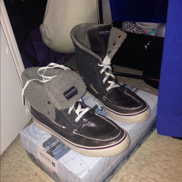Sperry high top