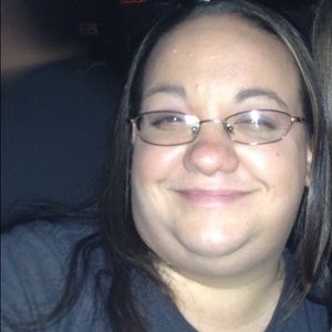 Meet your Posher, Leslie