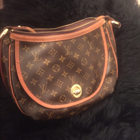 L V bag
