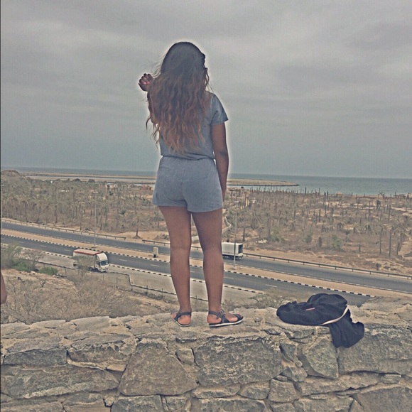 Meet your posher Kay ❤️💚💛 - Picture 3 of 4