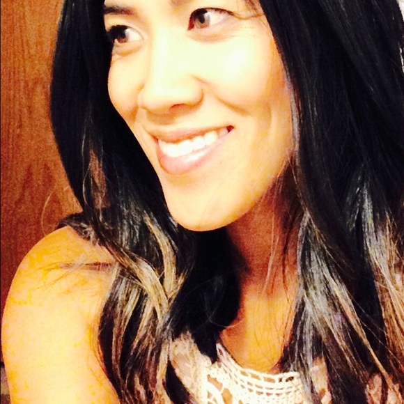 Meet your Posher, Kristine - Picture 1 of 1