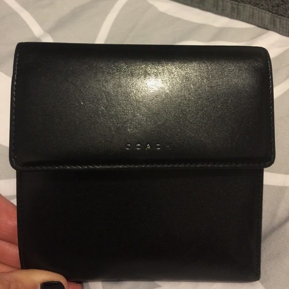Black never coach wallet