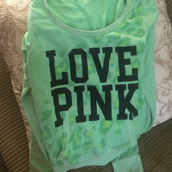 VS PINK sweater