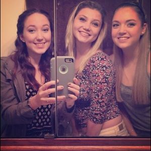 Meet your Posher, Nicole