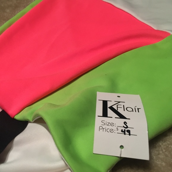 One-Strap 'Color Block' dress - Picture 3 of 3
