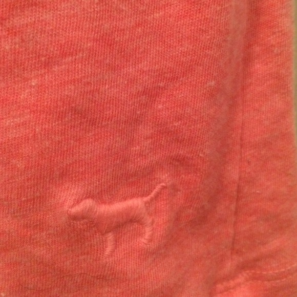 VS PINK shirt 🔥 - Picture 2 of 2