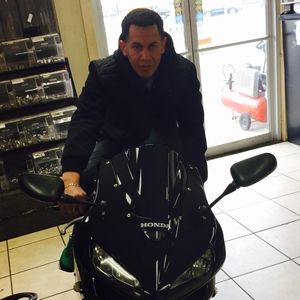 Meet your Posher, El socio