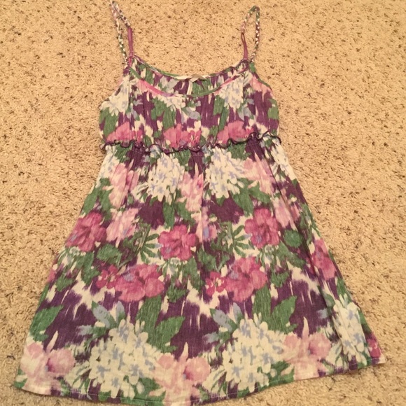 Floral Sleeveless Blouse - Picture 1 of 2