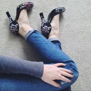Steve Madden Embroidered Floral Heel | FUNDRAISING