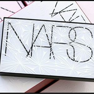 ↡ LOWER Nars Limited Edition Laguna Bronzer