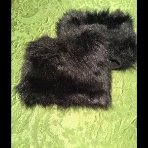 Bundle 2 pair of leg warmers for 15.00 dollars.