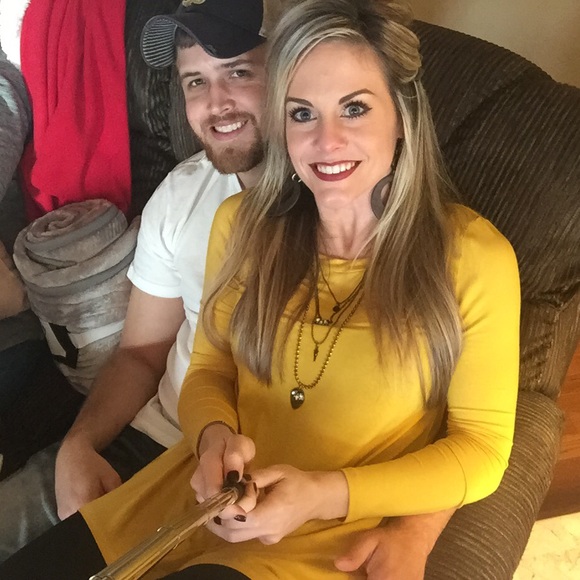 Hey everyone!!! My name is Chelsea - Picture 2 of 3