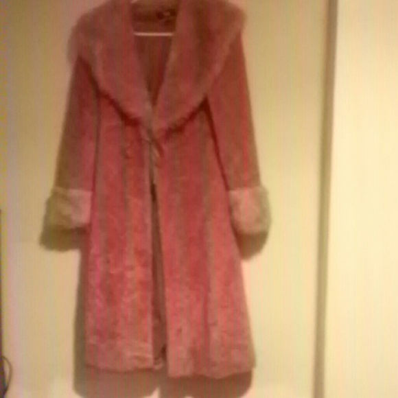 pink fux fur coat - Picture 1 of 1
