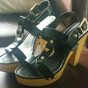 Black sandal heels *reposh*