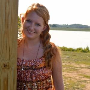 Meet your Posher, Alexis