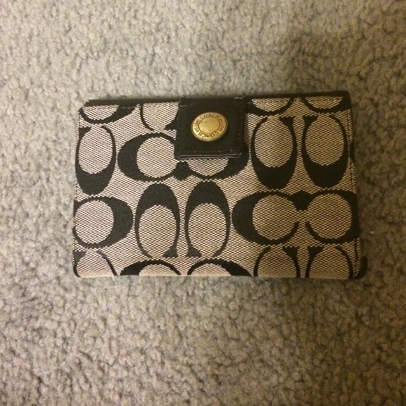 Coach wallet