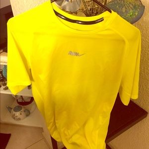 Nike Dri-fit running shirt Mens