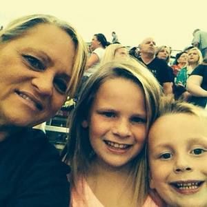 Meet your Posher, Debra