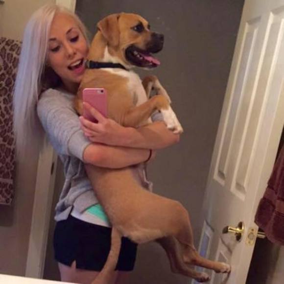 Meet your Posher, Brittney