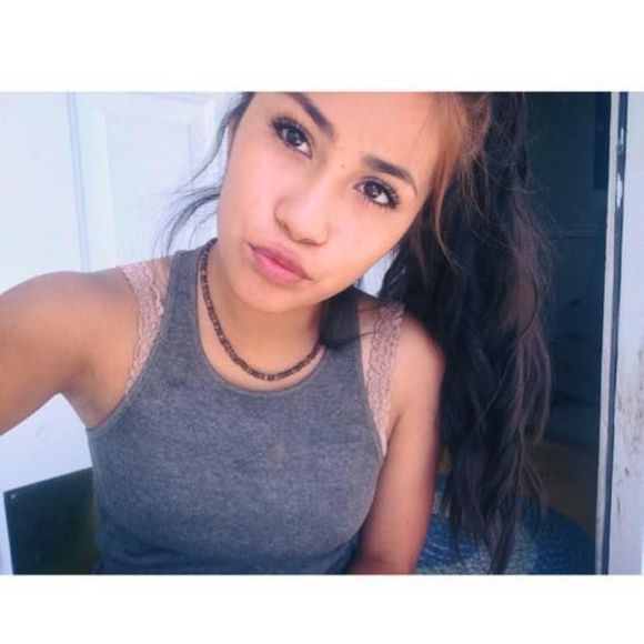 Meet your Posher, Dalila - Picture 1 of 1