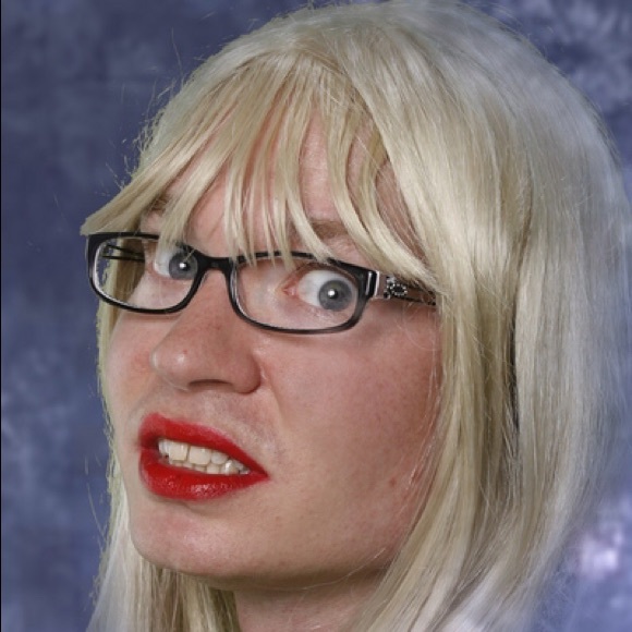 Meet your Posher, Cat