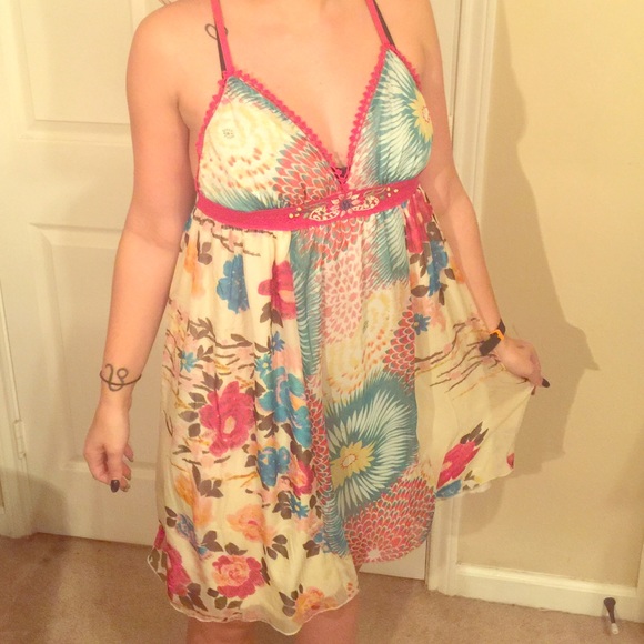 DRESS