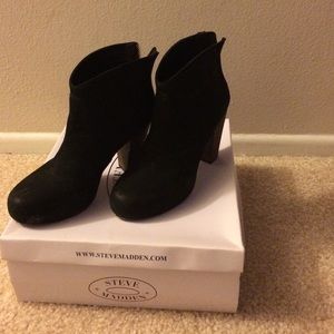 Steve Madden Black Booties-Naples, Size 6