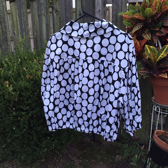 Jacket - Picture 3 of 4