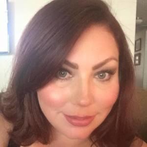 Meet your Posher, Alicia