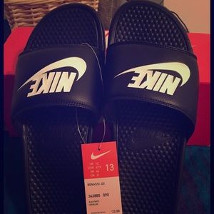 Brand new men's Nike slip ons. Size 13.