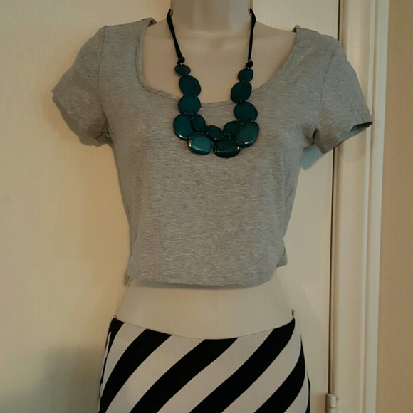 Light grey cropped top