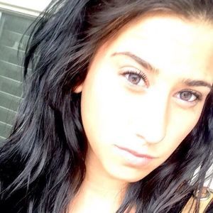 Meet your Posher, Candace