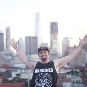 Meet your Posher, Max