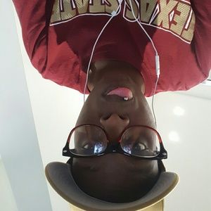 Meet your Posher, Kellie