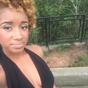 Meet your Posher, Jasmine