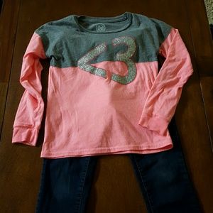Girls glitter top and skinny Jean set.