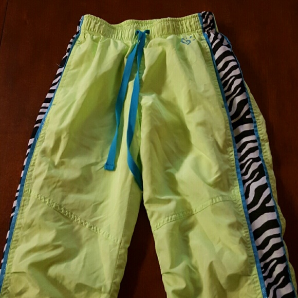 2 girls athletic pants