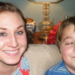 Meet your Posher, Chrys