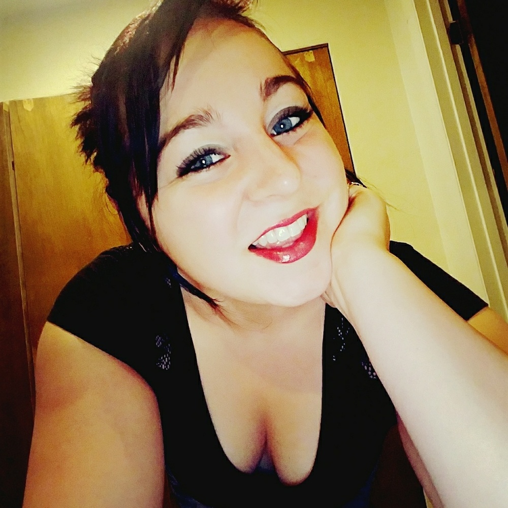 Meet your Posher, Misti