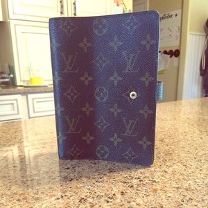 Louis Vuitton agenda