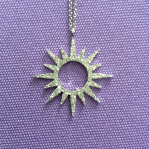 Meet your Posher, Miriam