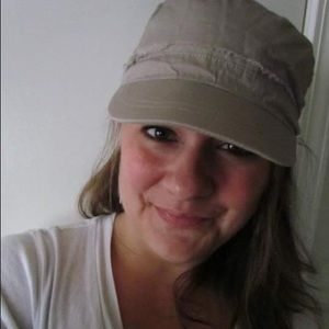 Meet your Posher, Kara